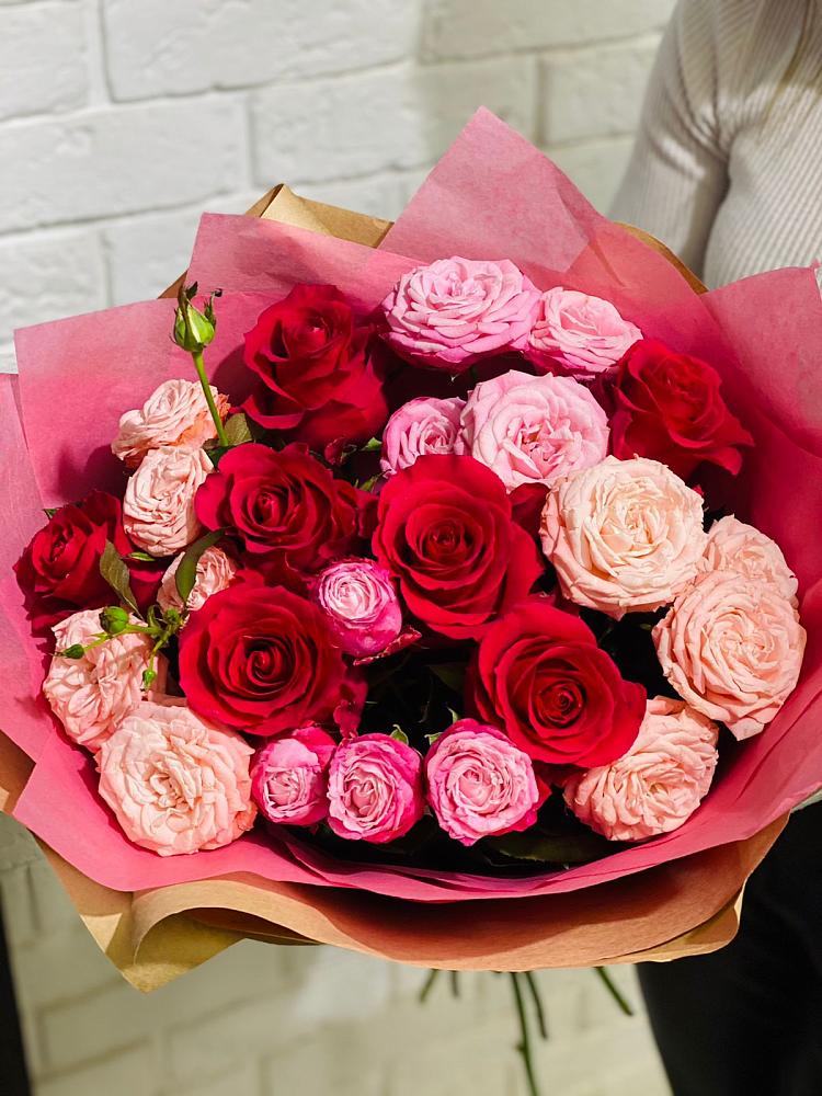 Букет цветов из: Розы в Белый Городок